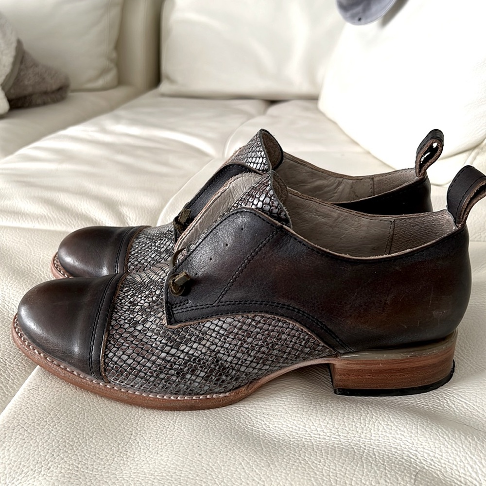 Freebird MABEL in Black multi - Size 10. Worn once